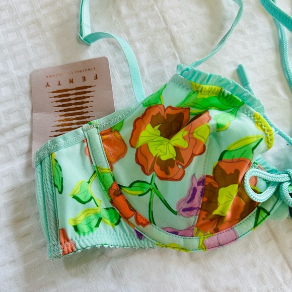 Savage X Fenty Flower Power Print FREE SPIRIT FLORAL UNLINED PLUNGE BRA - Picture 4 of 7